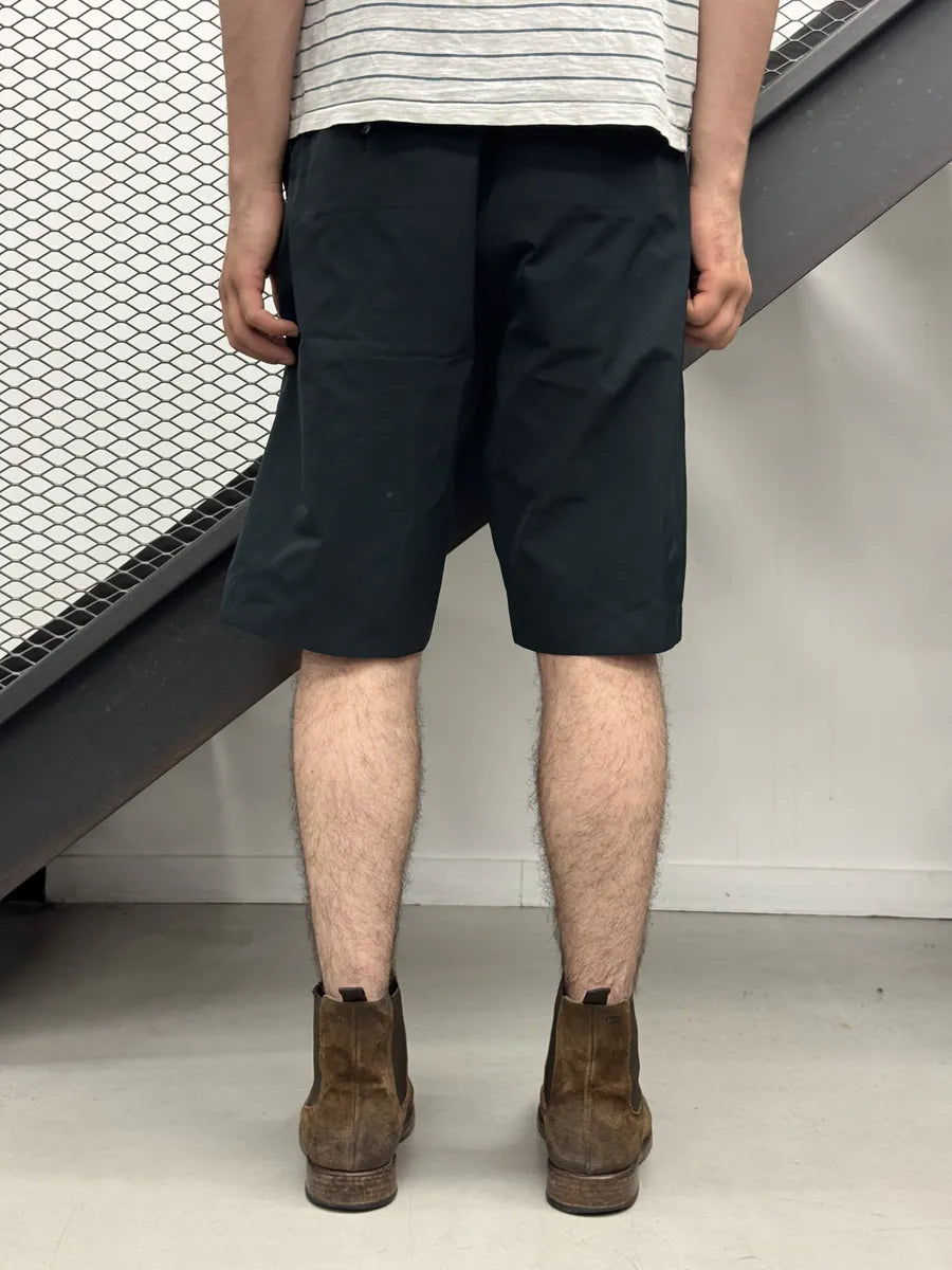 2010s Alexander McQueen Black Wool Shorts ZwxLwrB 3