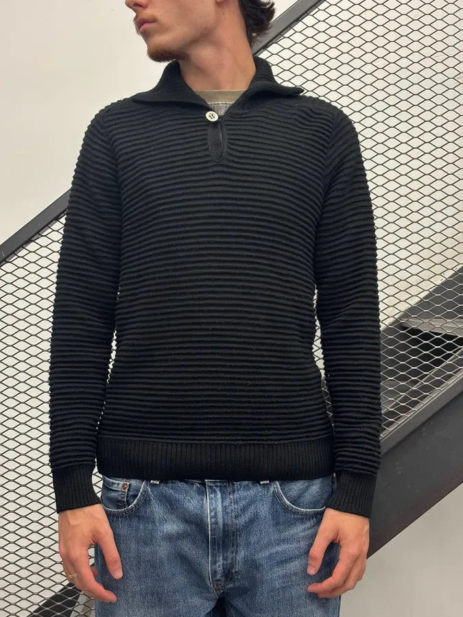 Armani Black Plissed Buttoned Sweater bgDYGrx 0