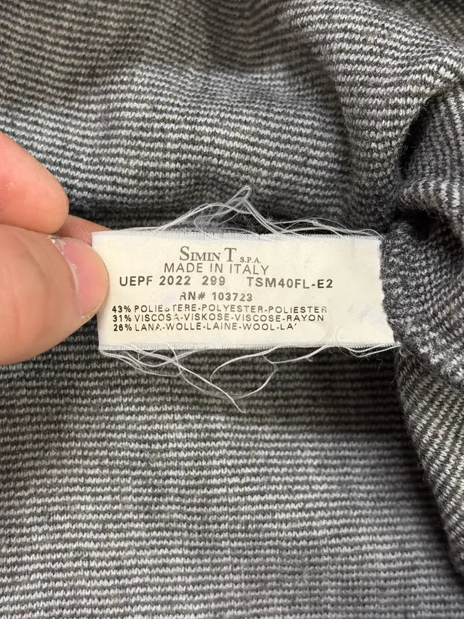 1980s Emporio Armani V-Neck Grey Sweater wiGysJe 7