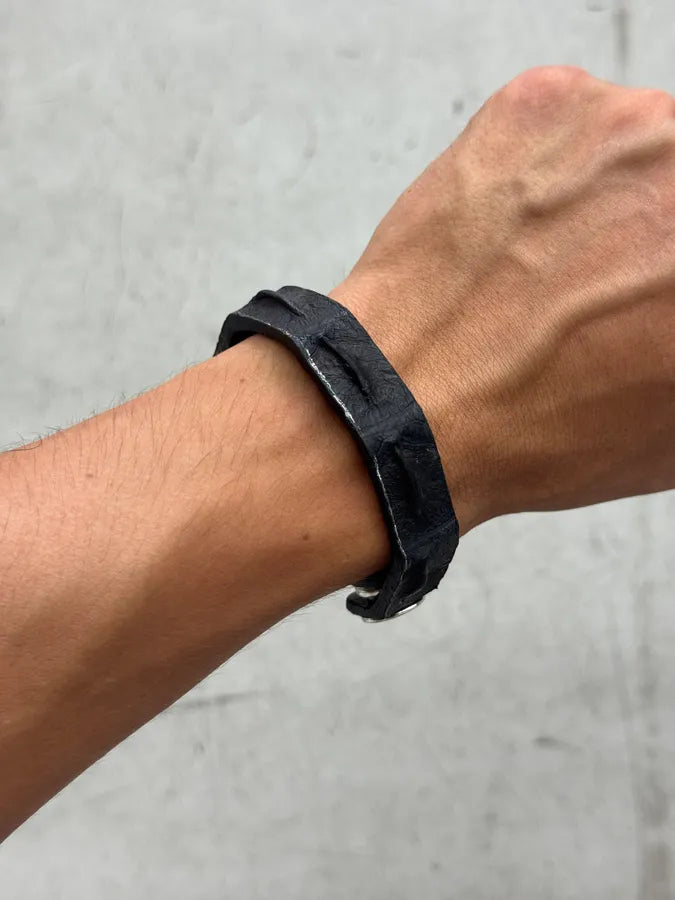 Artisanal Black Crocodile Leather Bracelet dIMGSlG 0