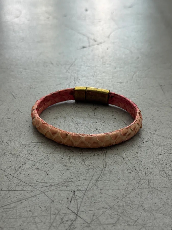 Artisanal Pink Python Leather Bracelet cHtIBuG 1