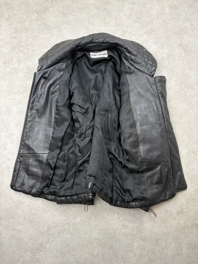 AW1991 Issey Miyake Backzip Quilted Black Leather Jacket zXVTAdU 8