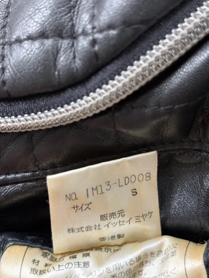 AW1991 Issey Miyake Backzip Quilted Black Leather Jacket zXVTAdU 11