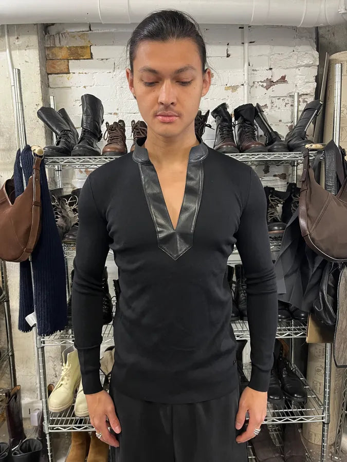 AW1999 Gucci Black Leather Collar Navy Sweater by Tom Ford (S/M) edjzApR 1