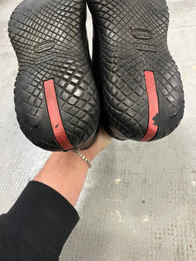 AW1999 Prada Black Leather Slip-On Vibram Sole Boots zOyspSN 5