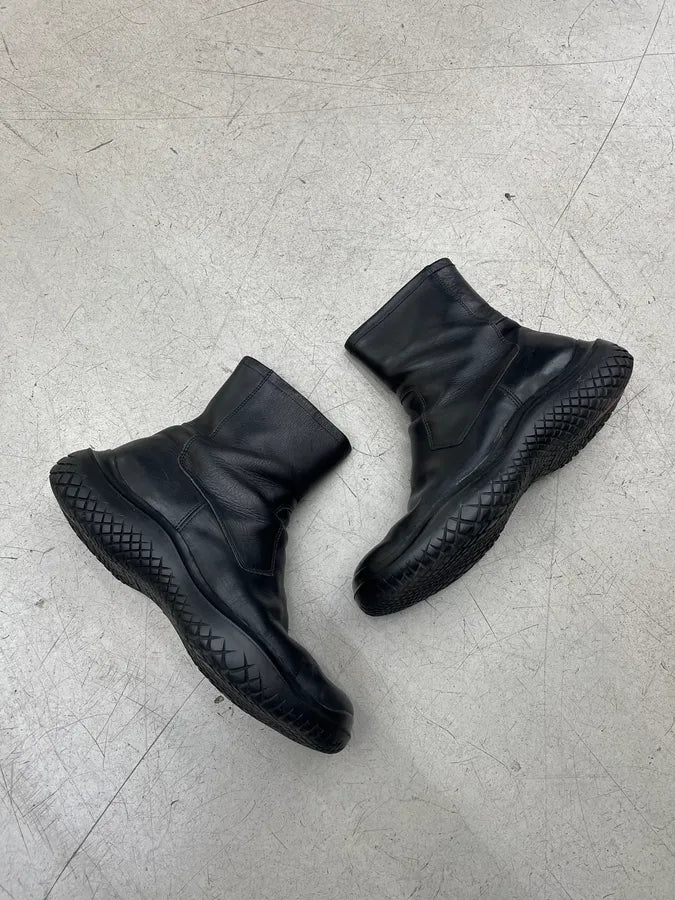 AW1999 Prada Black Leather Vibram Boots TIhdPIg 1