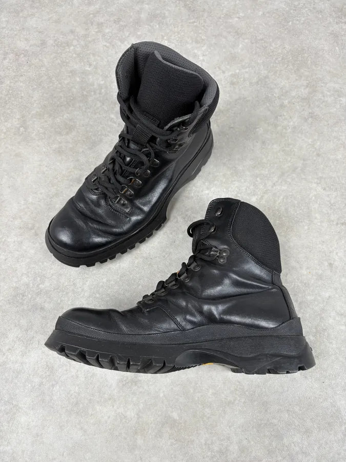 AW1999 Prada Black Premium Vibram Leather Boots PcyFmMP 3