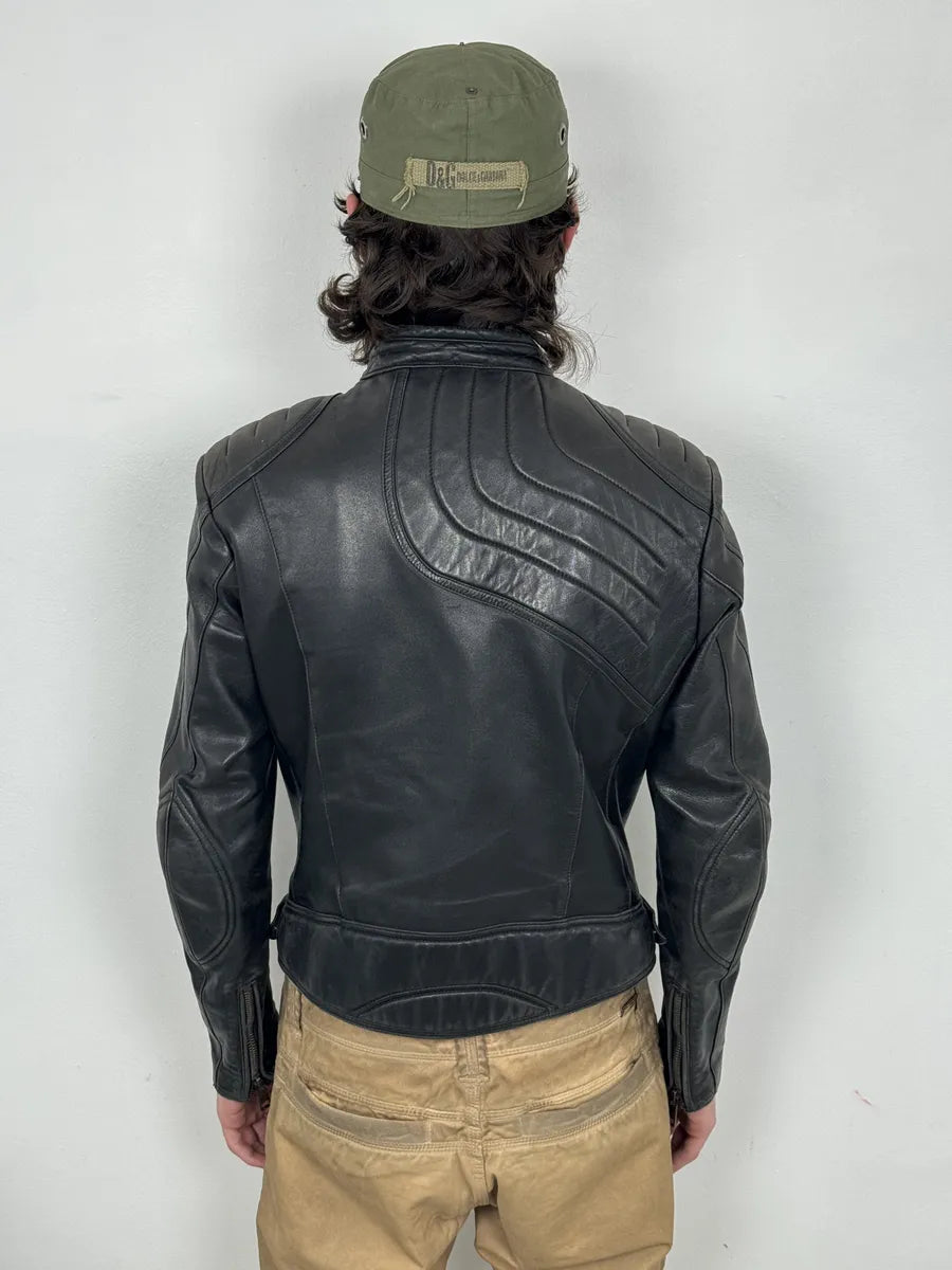 AW2000 Gucci Spiral Tornado Zip Black Leather Jacket by Tom Ford LVMdbUu 3