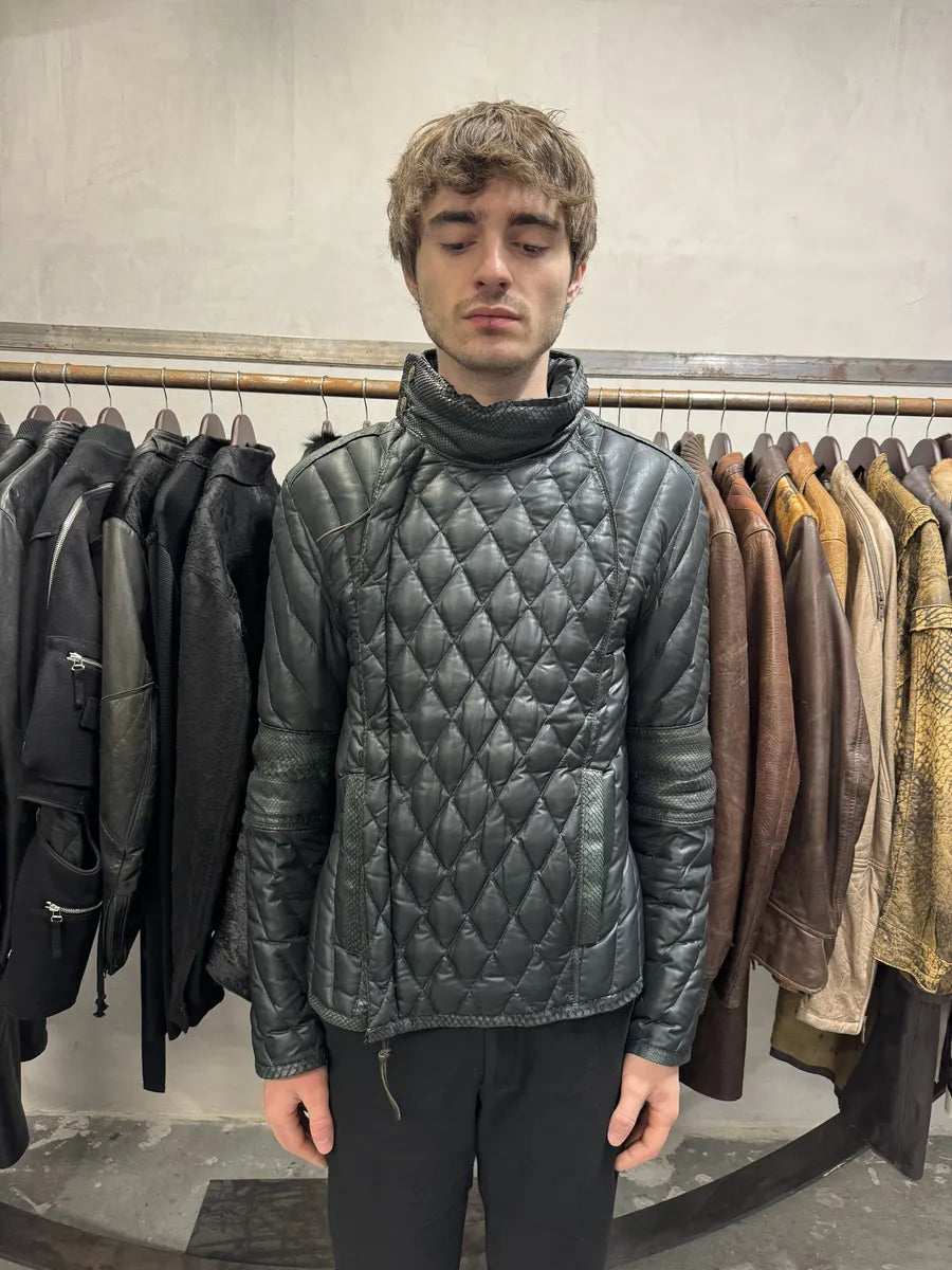 AW2000 Roberto Cavalli Asymmetrical Ninja Python Dark Green Puffer Leather Jacket VkeRIbC 2