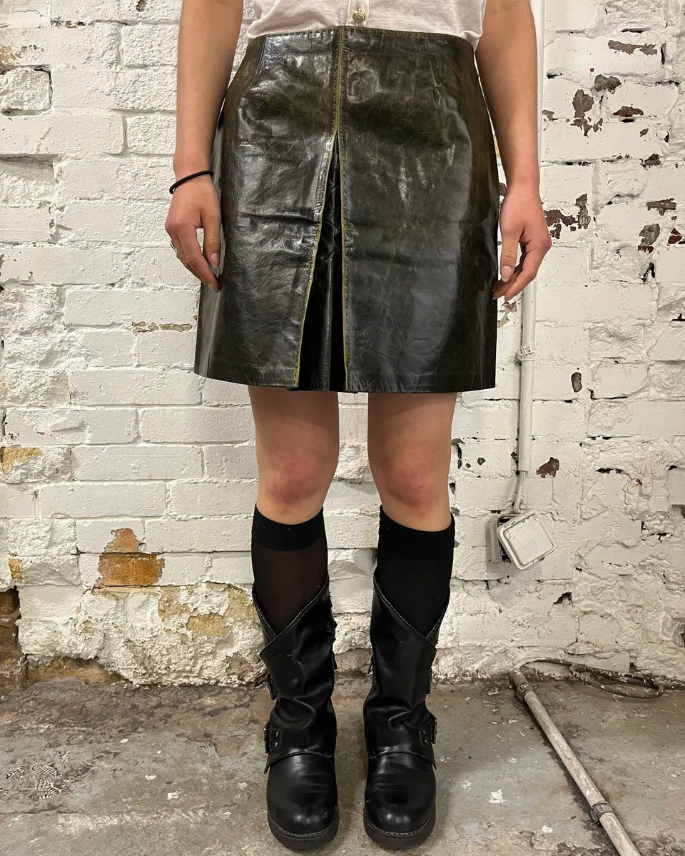 SS2001 Roberto Cavalli Eroded Olive Leather Mini Skirt NbPOUMo 2