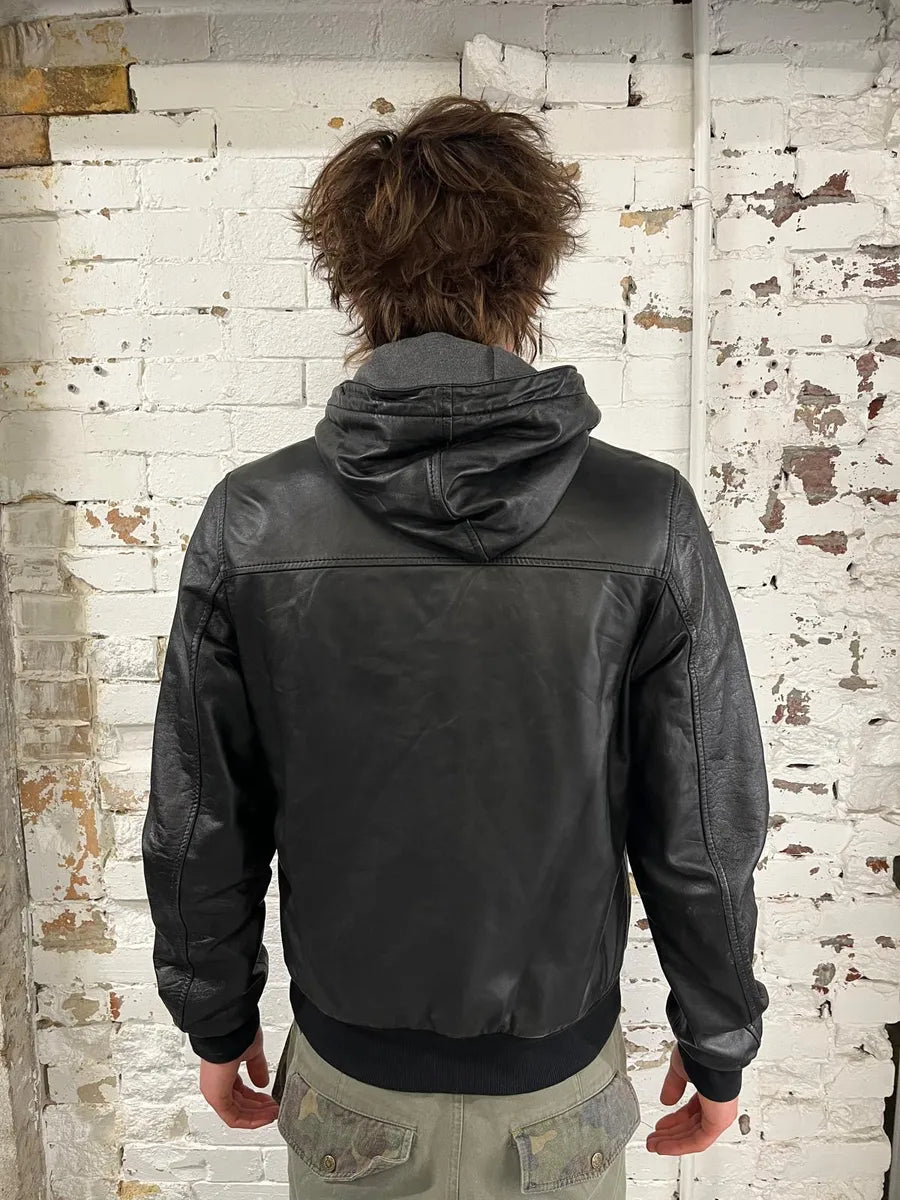 AW2003 Dolce & Gabbana Black Hooded Lambskin Bomber Jacket  rUsRCBY 3