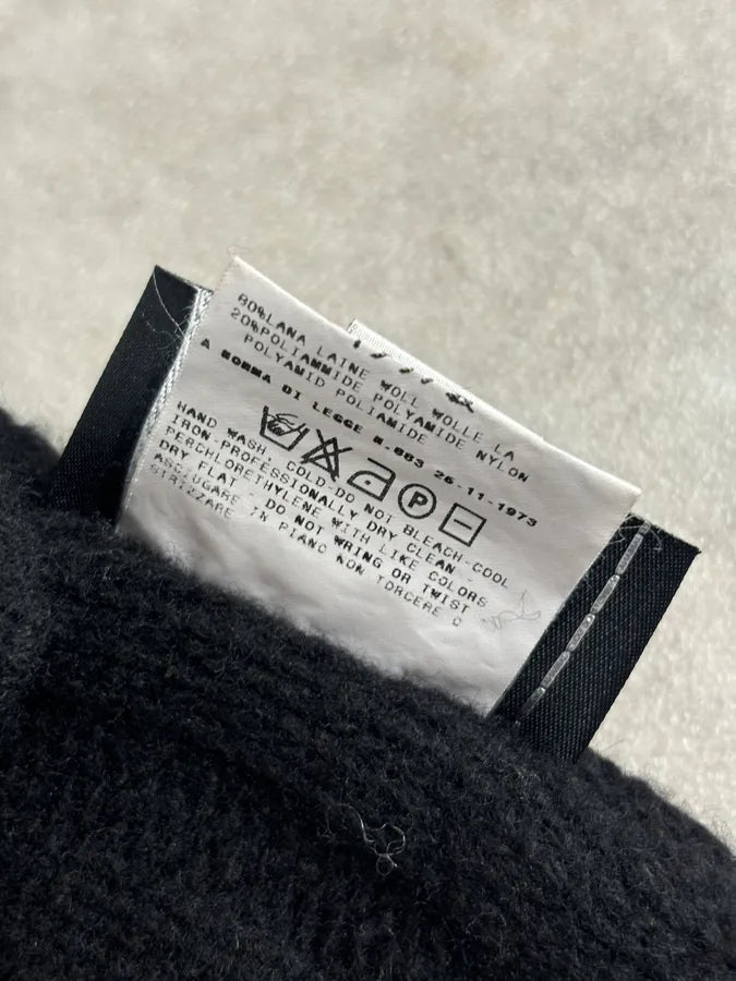 AW2003 Dolce & Gabbana Black Wool Pocket Scarf NbzPTyM 9