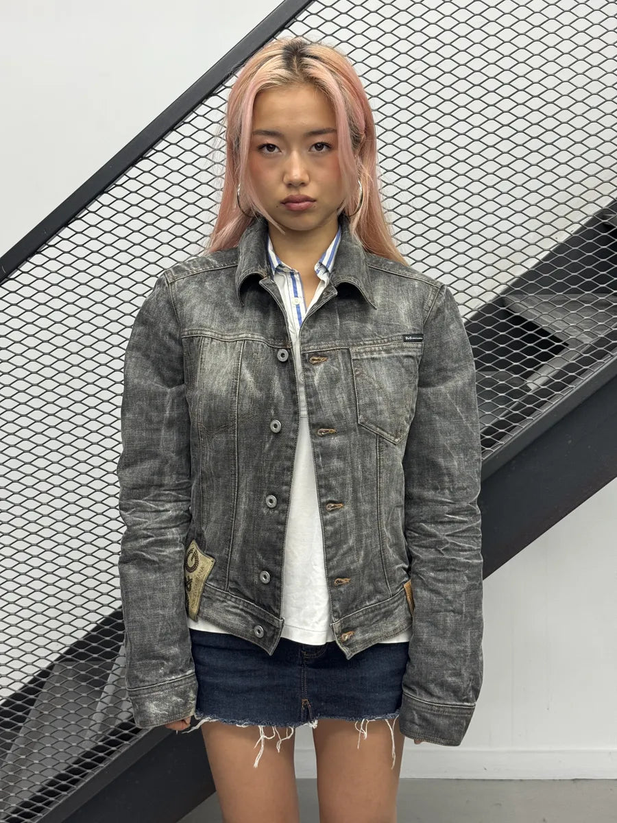 AW2003 Dolce & Gabbana Patchs Dark Grey Washed Denim Jacket HVtZKBB 1