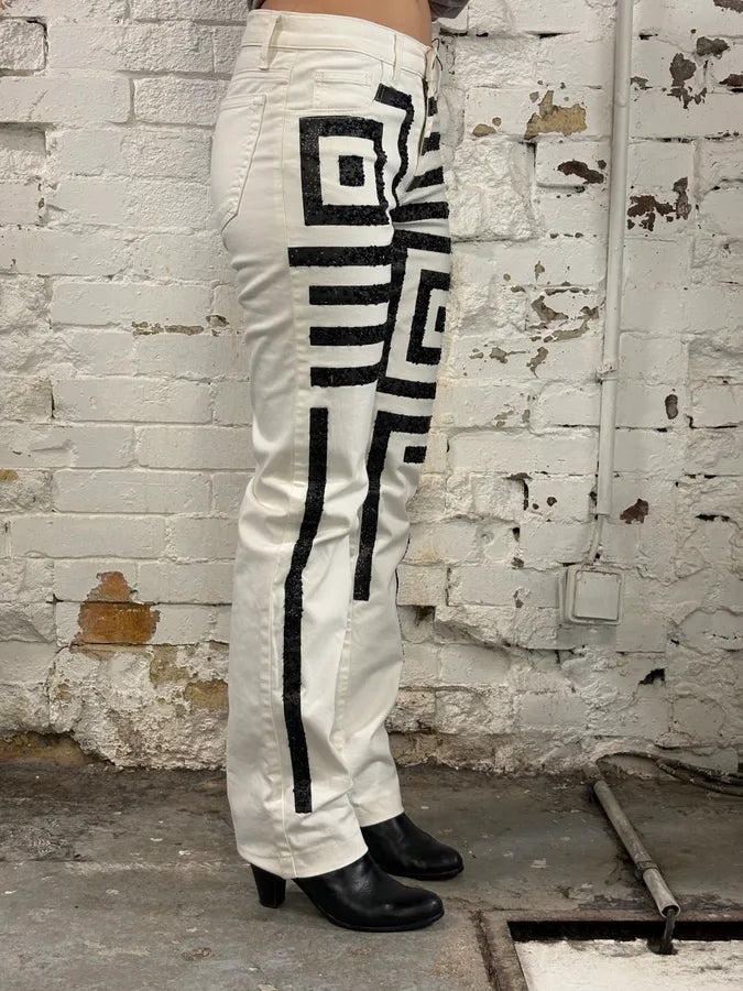 AW2003 Gianfranco Ferré Geometrical Embellished White Pants dNUCAOy 2
