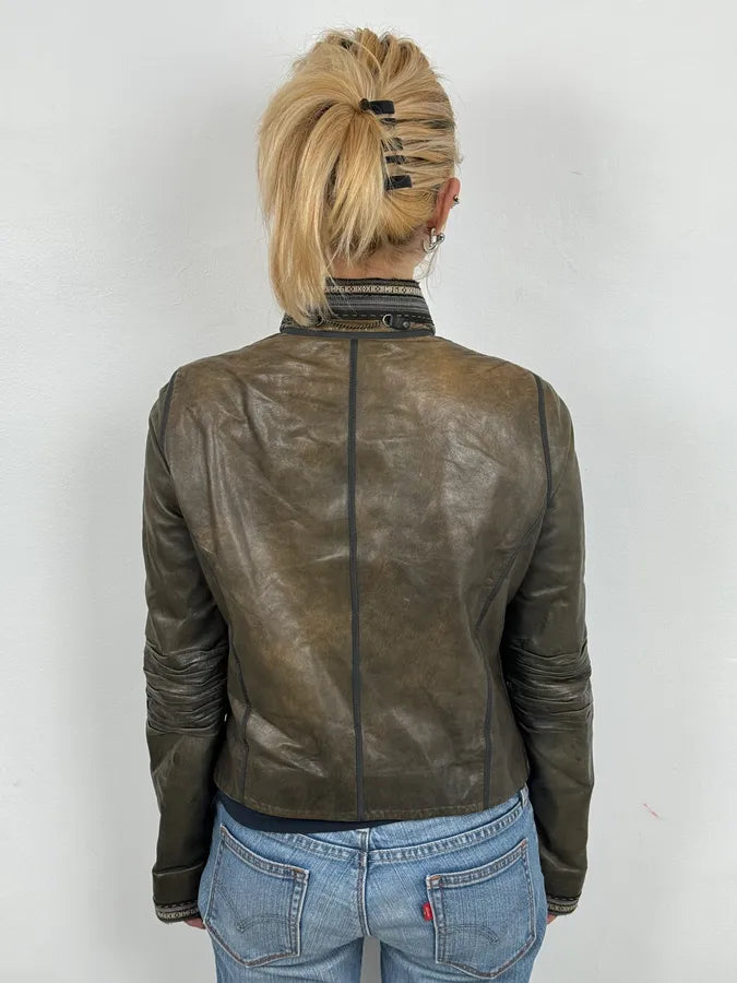 AW2003 Marithé + François Girbaud Grey Eroded Buttoned Asymmetrical Leather Jacket OInzVVj 2