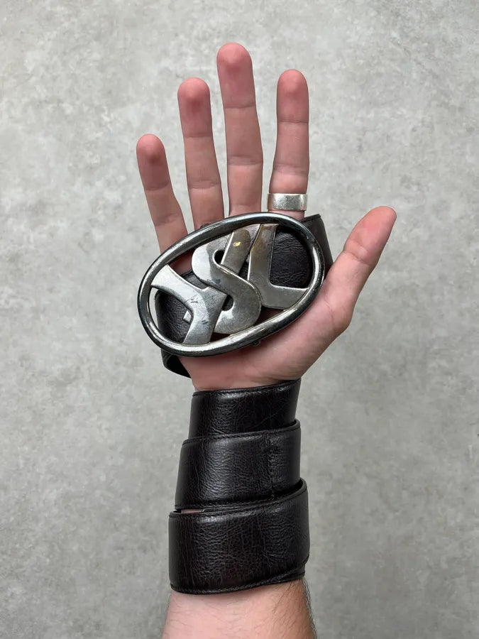 AW2003 Yves Saint Laurent Silver Logo Buckle Black Leather Belt mCAhNhn 0