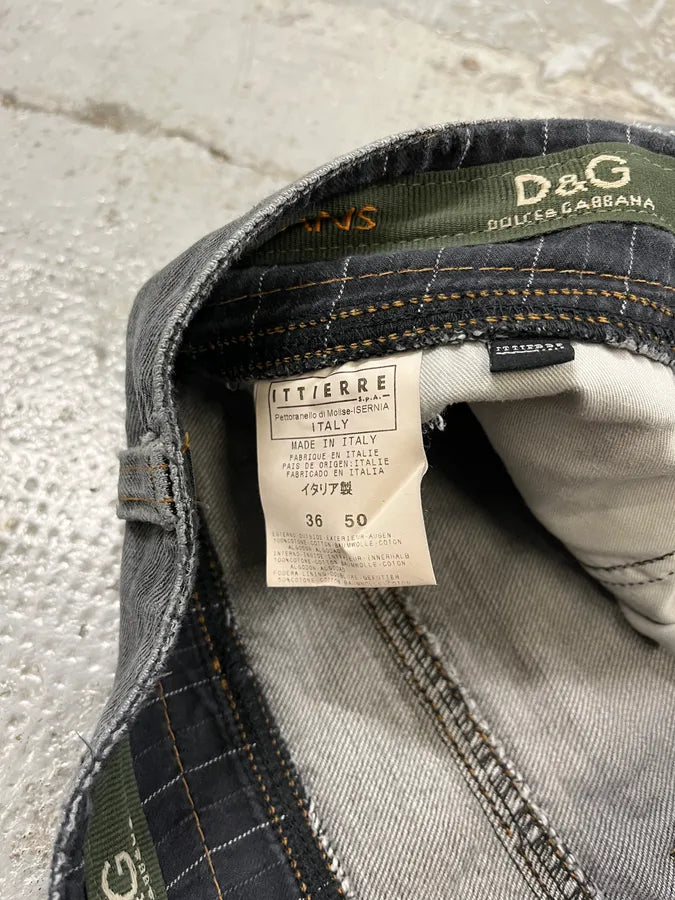 AW2004 Dolce & Gabbana Asymmetrical Grey Cargo Denim Jeans JjNVhVK 10