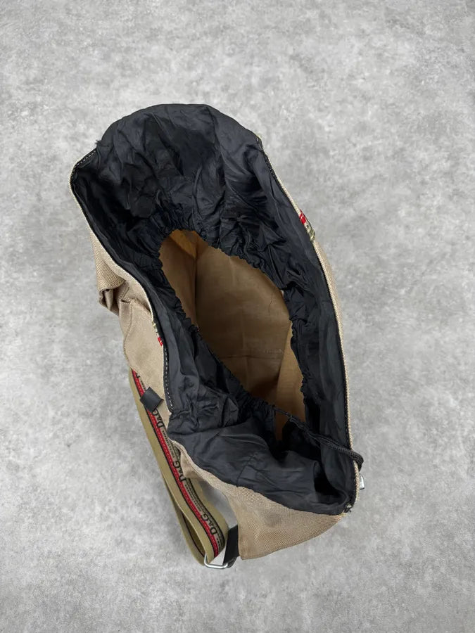 AW2004 Dolce & Gabbana Beige Cargo Shoulder Bag omkJcds 7