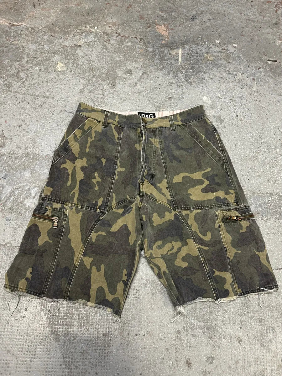 AW2004 Dolce & Gabbana Cargo Artisnal Camo Shorts (S) 0