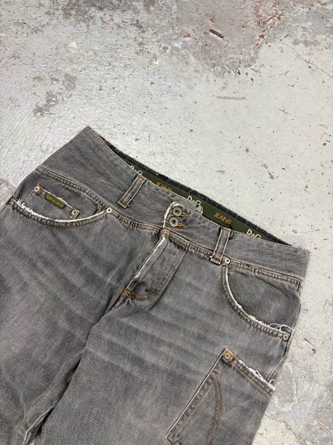 AW2004 Dolce & Gabbana Grey Asymmetrical Cargo Denim Jeans LsDakJO 4