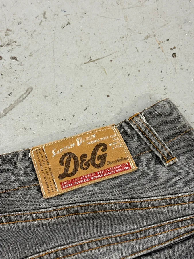 AW2004 Dolce & Gabbana Grey Asymmetrical Cargo Denim Jeans LsDakJO 7