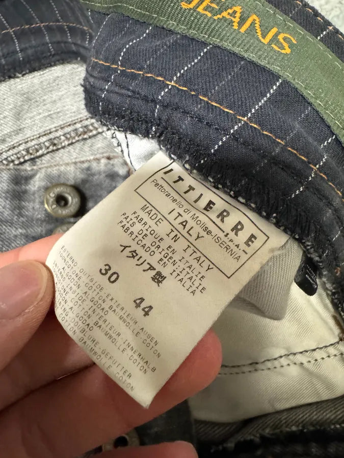 AW2004 Dolce & Gabbana Grey Asymmetrical Cargo Denim Jeans IiXQBSF 7