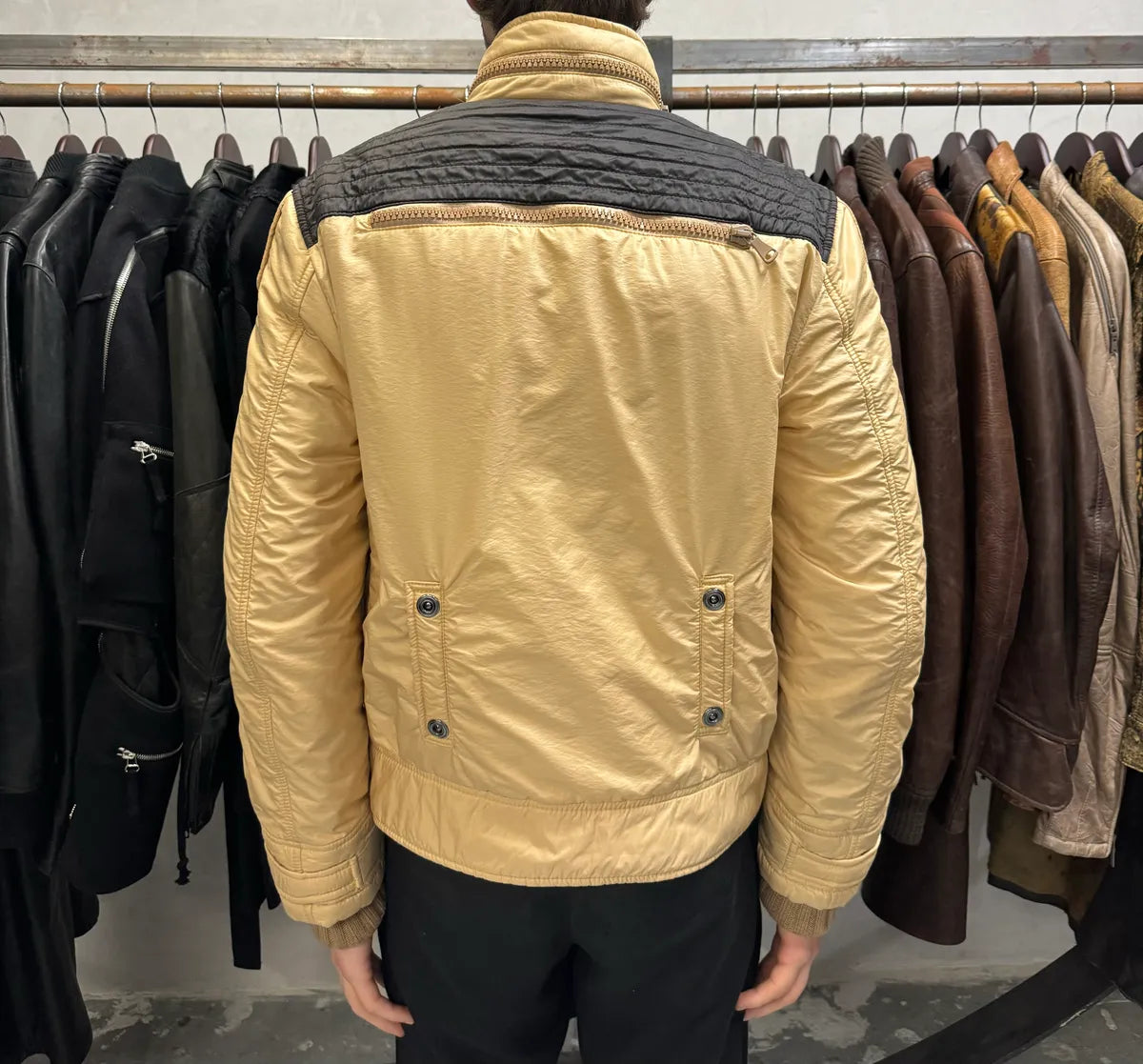 AW2004 Dolce & Gabbana Utility Beige Army Puffer Jacket TmGaZpT 2