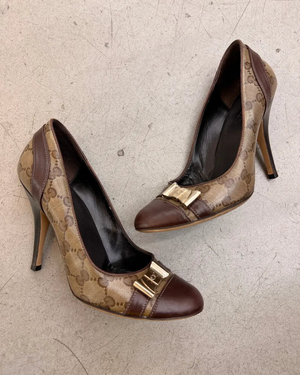 AW2004 Gucci Brown Leather Monogram Bow Heels by Tom Ford fENCYcf 3