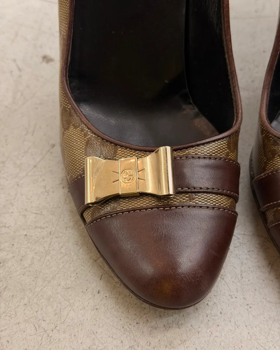 AW2004 Gucci Brown Leather Monogram Bow Heels by Tom Ford fENCYcf 6