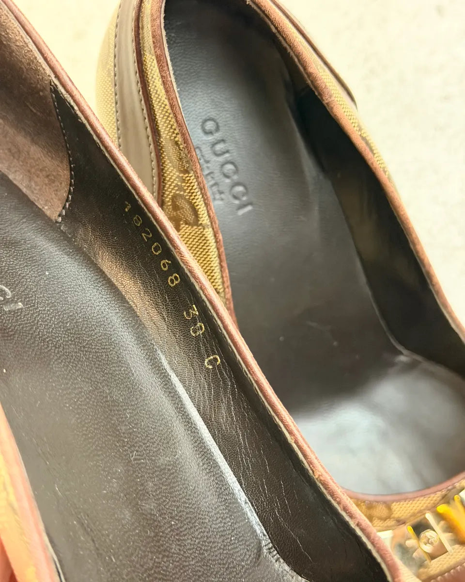 AW2004 Gucci Brown Leather Monogram Bow Heels by Tom Ford fENCYcf 8