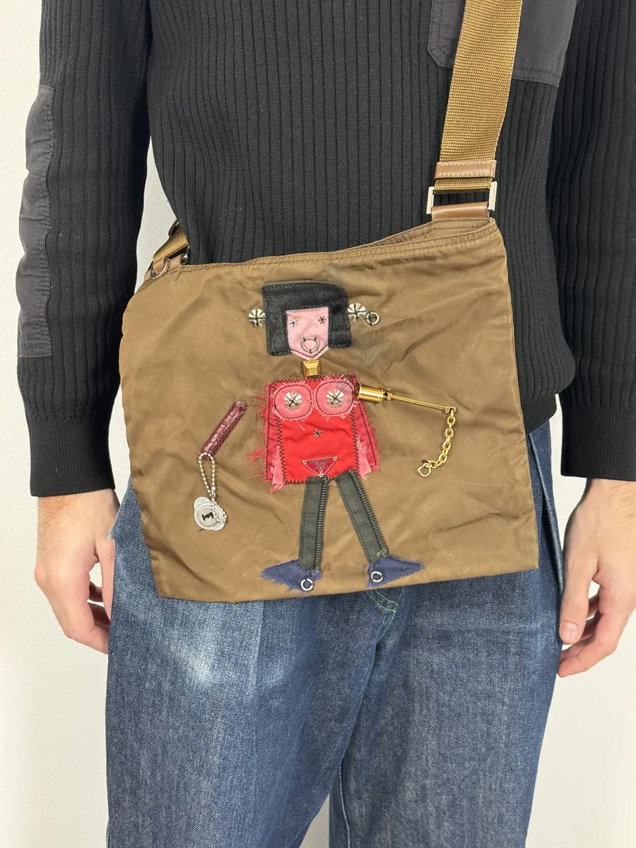 AW2004 Prada Humanoid Brown Nylon Shoulder Bag CXxqQRP 2