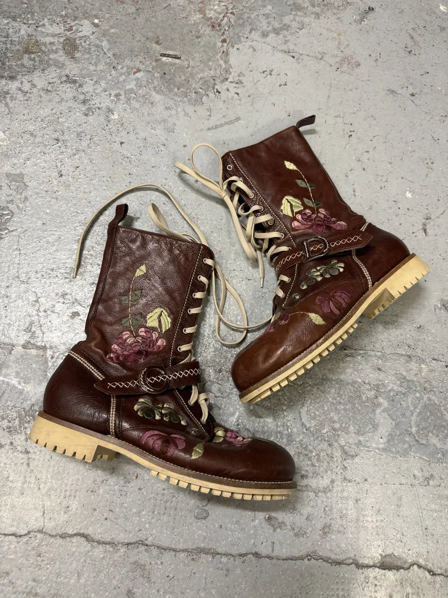 AW2005 Dior Brown Flowers Embroideries Ankle Boots by John Galliano yfDNHiS 3