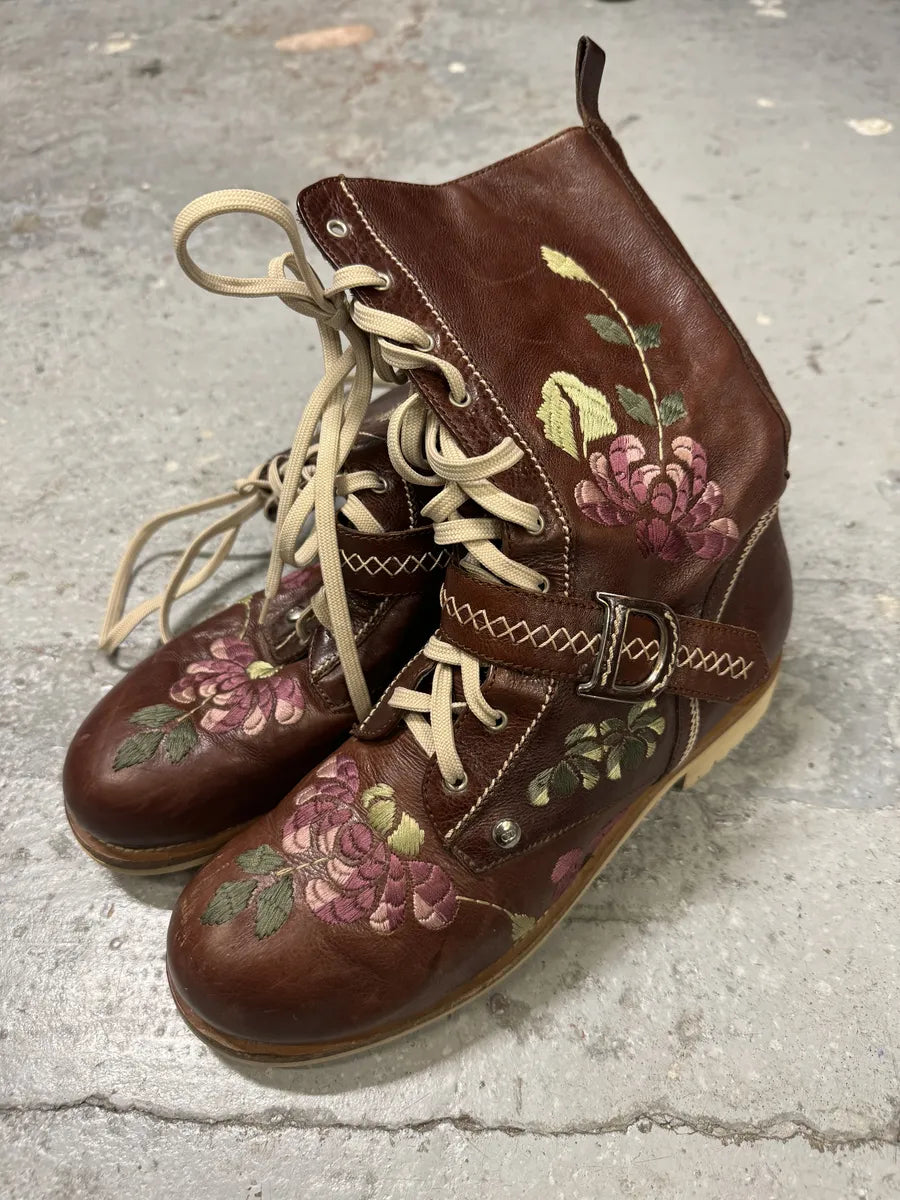 AW2005 Dior Brown Flowers Embroideries Ankle Boots by John Galliano yfDNHiS 6