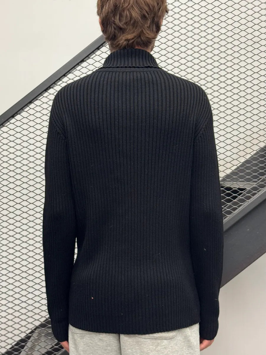 AW2005 Dolce & Gabbana Black Wool Ribbed Buckle Collar Sweater OCeoDeF 2