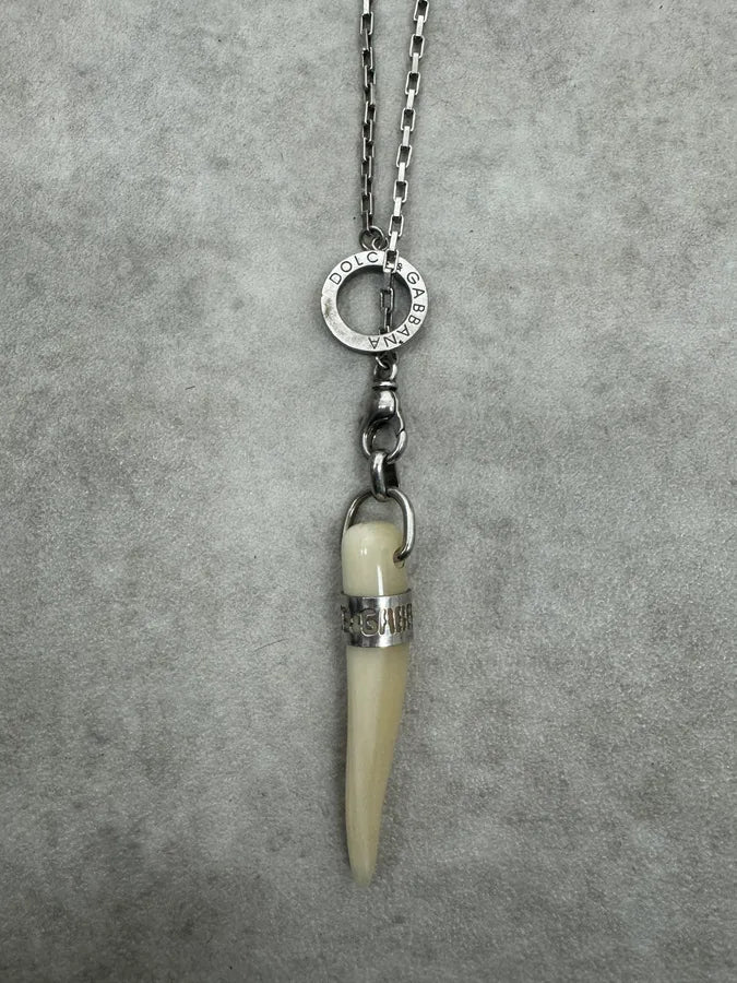 AW2005 Dolce & Gabbana White Tooth Necklace amQSImS 4