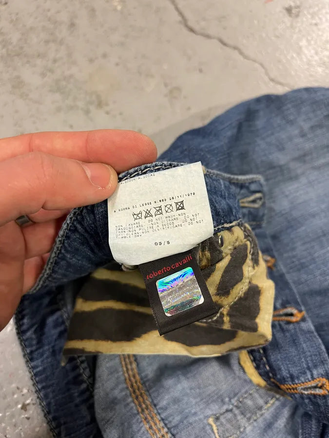 AW2005 Roberto Cavalli Blue Faded Wide Denim Jeans TrZYUHc 13