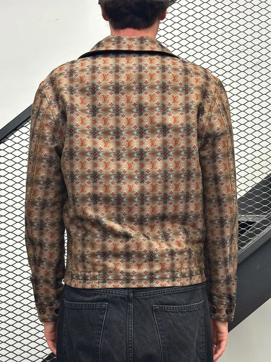 AW2005 Louis Vuitton Reversible Brown Beige Monogram Jacket ZgAclKo 3