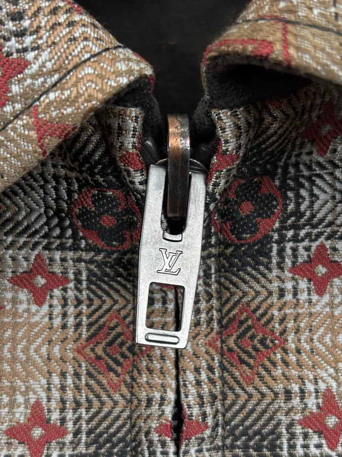 AW2005 Louis Vuitton Reversible Brown Beige Monogram Jacket ZgAclKo 12