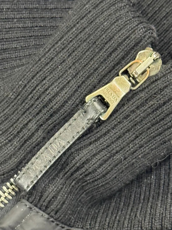 AW2006 Prada Black Minimalist Puffer Jacket JkNyfKR 5