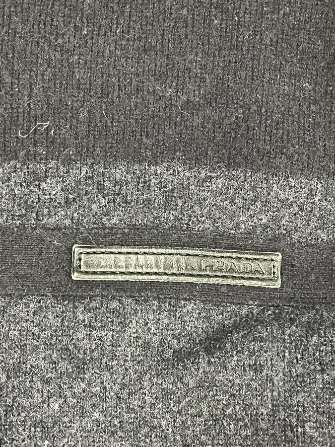 AW2006 Prada Grey & Black Wool Sweater LznxUGQ 7