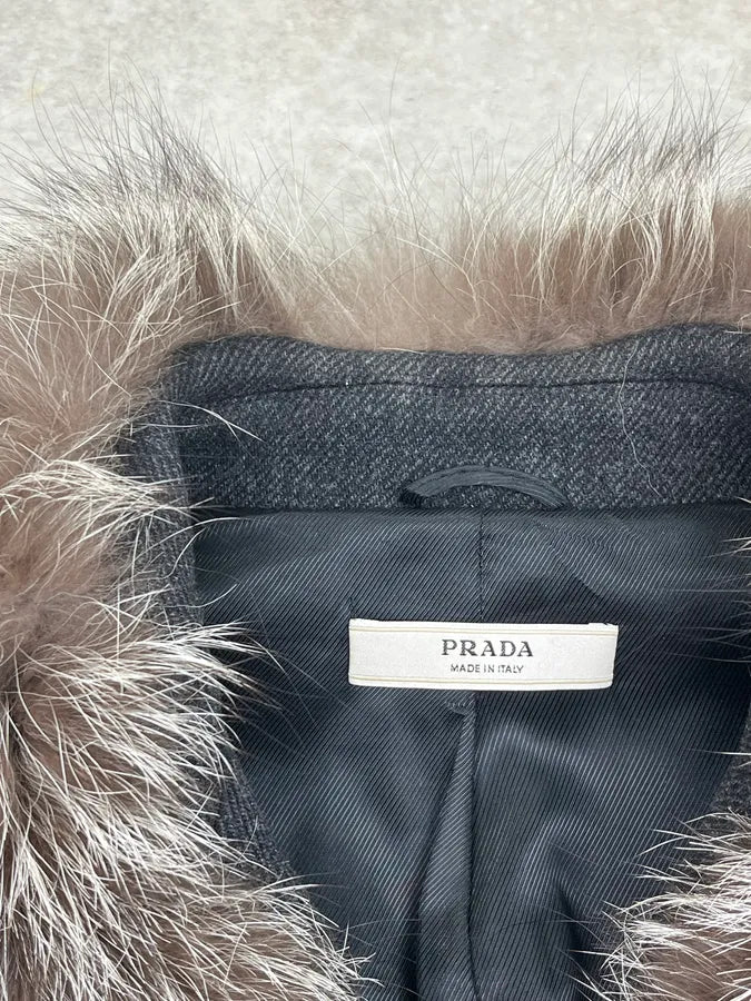 AW2006 Prada Grey Wool Fur Collar Coat  KqriOuj 10