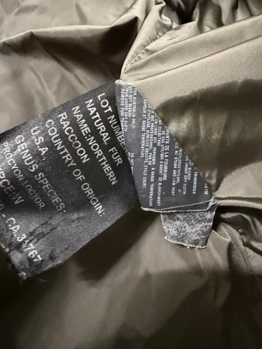 AW2006 Prada Khaki Green Fur Hooded Puffer Jacket ytfyvJI 13