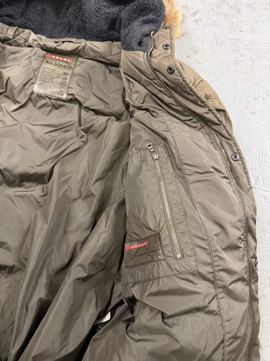 AW2006 Prada Khaki Green Fur Hooded Puffer Jacket ytfyvJI 14