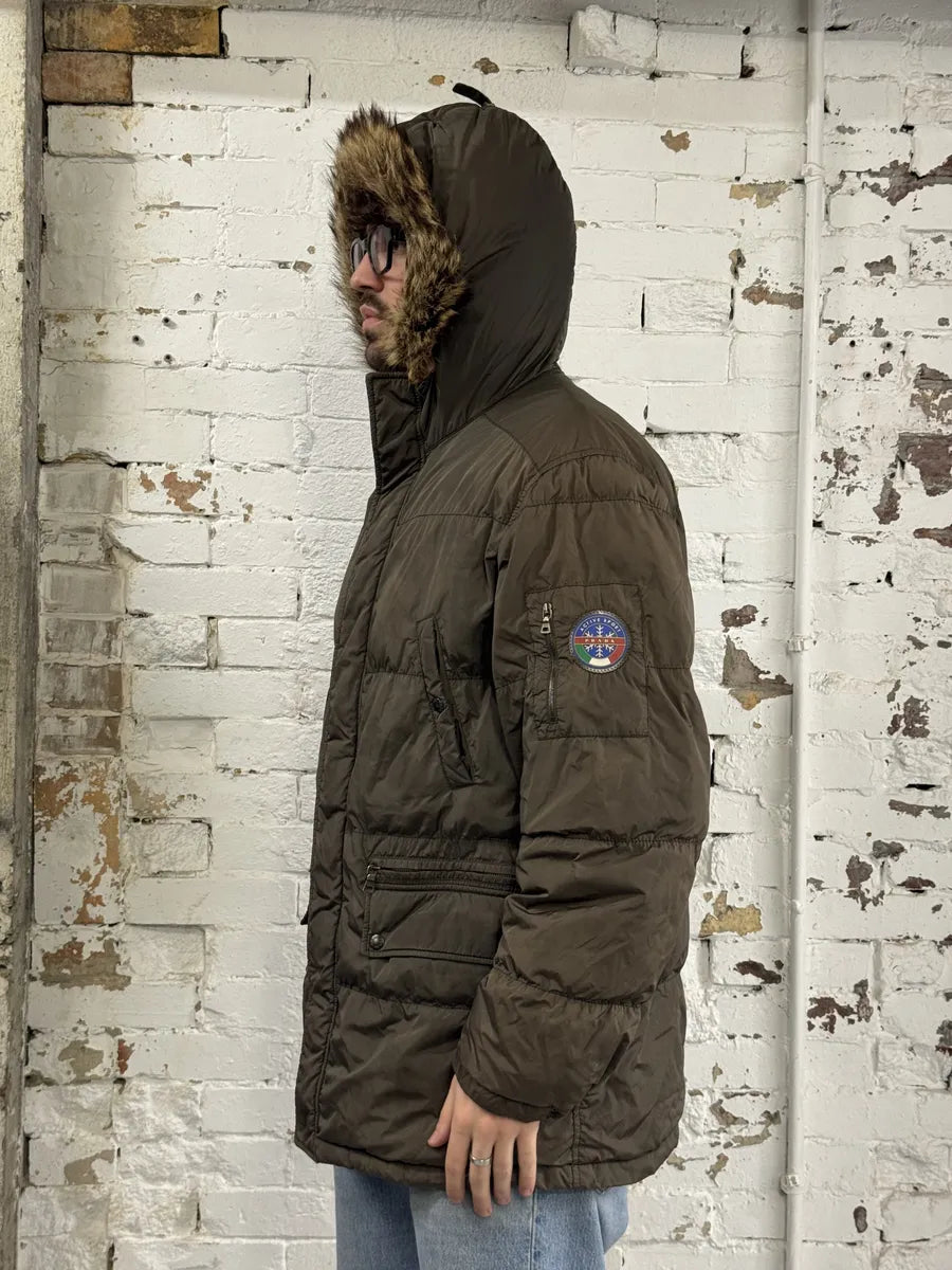 AW2006 Prada Khaki Green Fur Hooded Puffer Jacket ytfyvJI 4