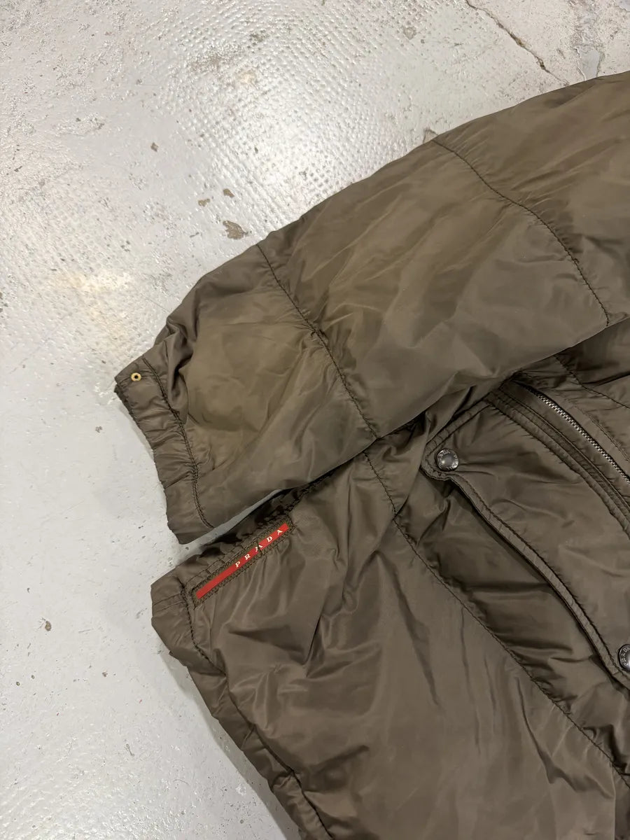 AW2006 Prada Khaki Green Fur Hooded Puffer Jacket ytfyvJI 8