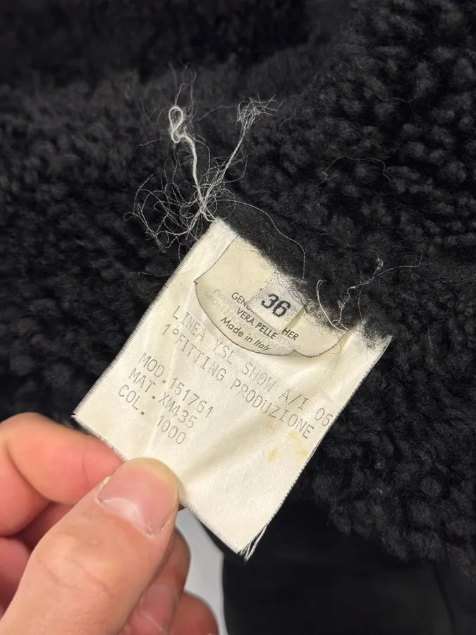 AW2006 Yves Saint Laurent Black Shearling Buttoned Jacket ptgxiHg 7