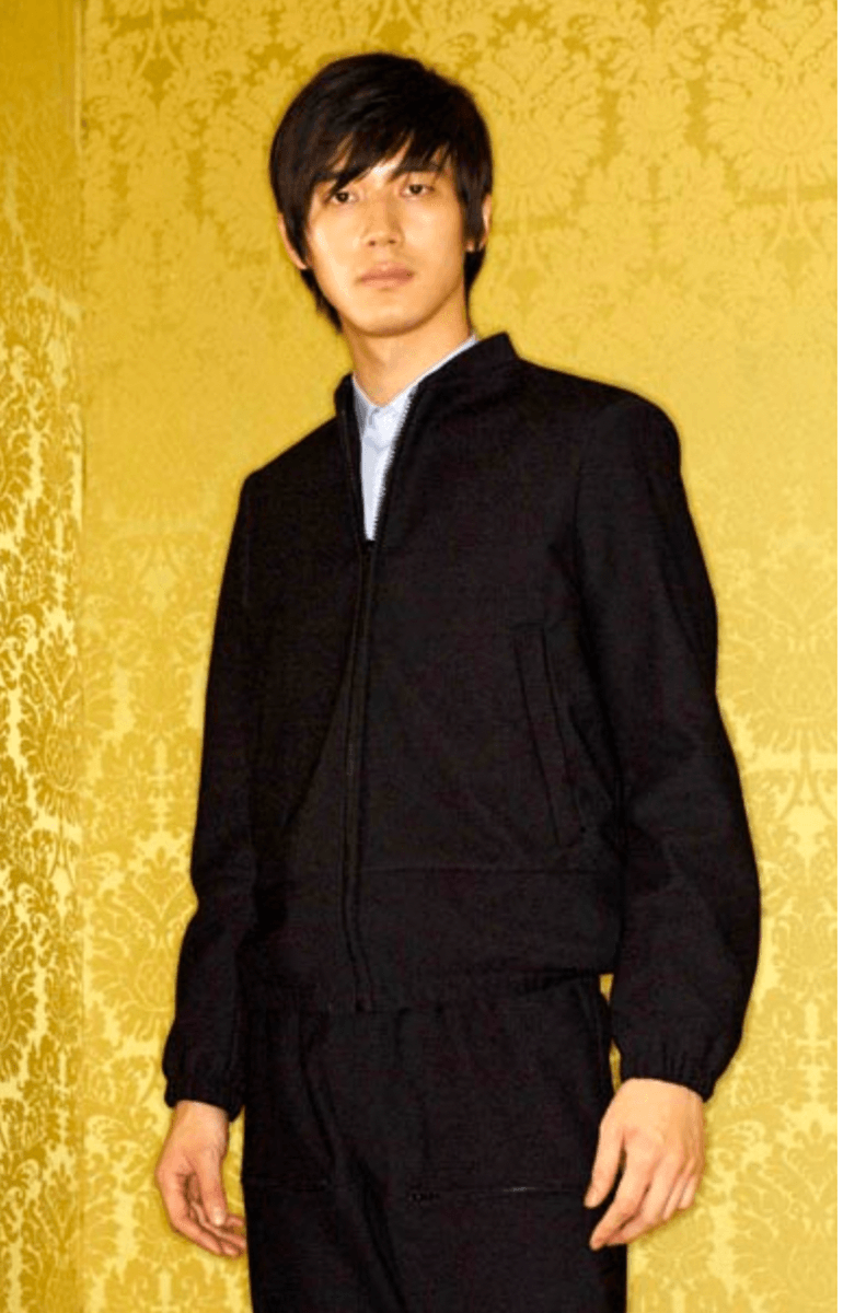 AW2007 Miu Miu Black Nylon Woven Bomber Jacket  aLWfbCn 1