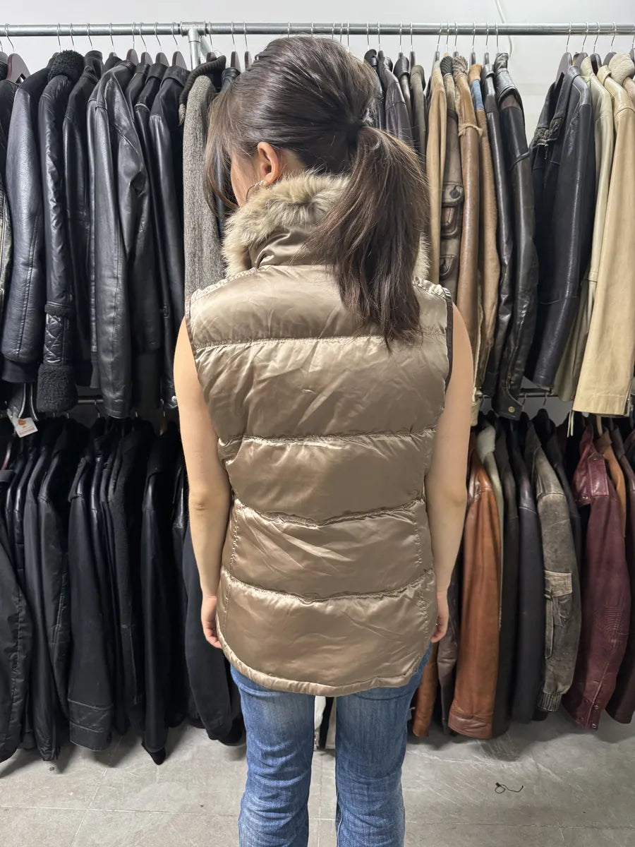 AW2007 Prada Beige Fur Collar Puffer Vest (M/L) eXEIpwy 3