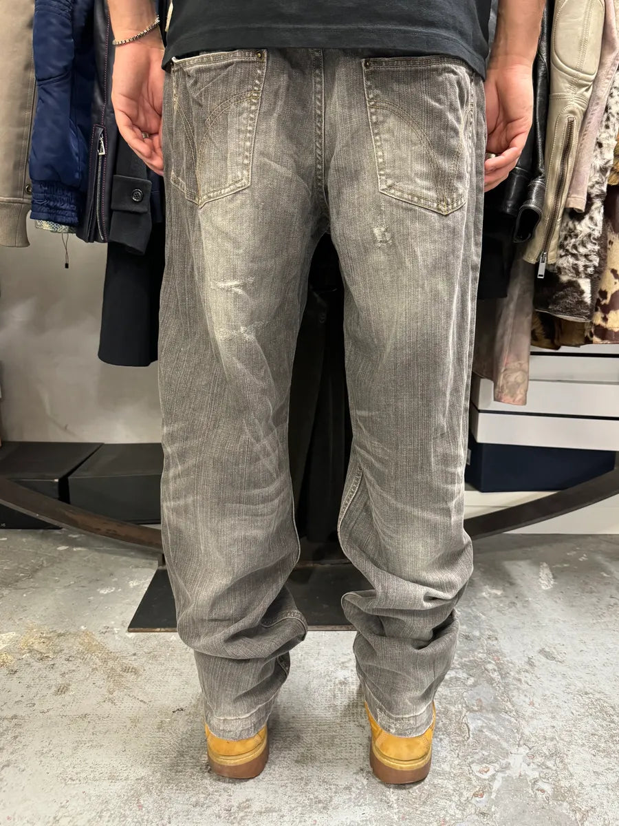 AW2008 Dolce & Gabbana Grey Faded Distressed Denim Jeans NaJTYNZ 3