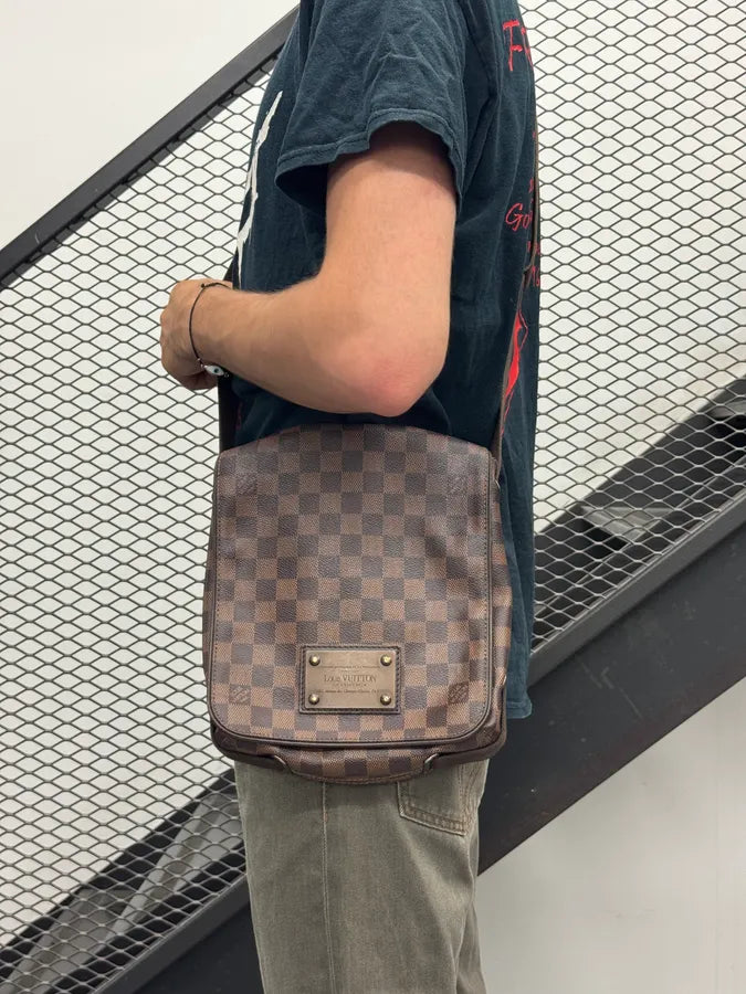 AW2008 Louis Vuitton Brooklyn Brown Monogram Leather Shoulder Bag STpoWdG 1